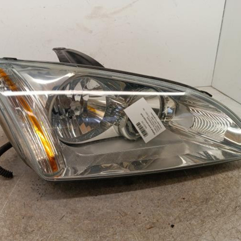 Optique avant principal droit (feux)(phare) FORD FOCUS 2