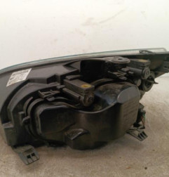 Optique avant principal droit (feux)(phare) FORD FOCUS 2