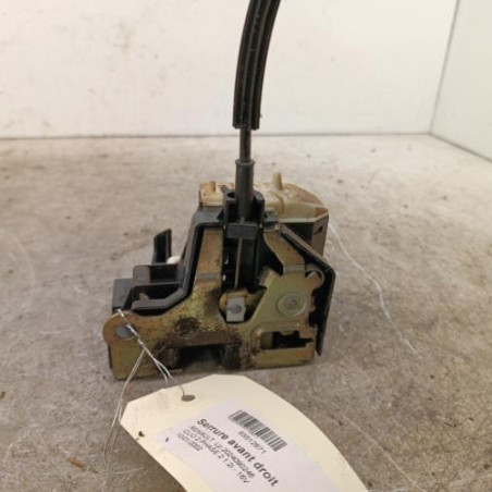 Serrure avant droit RENAULT CLIO 2 Photo n°1