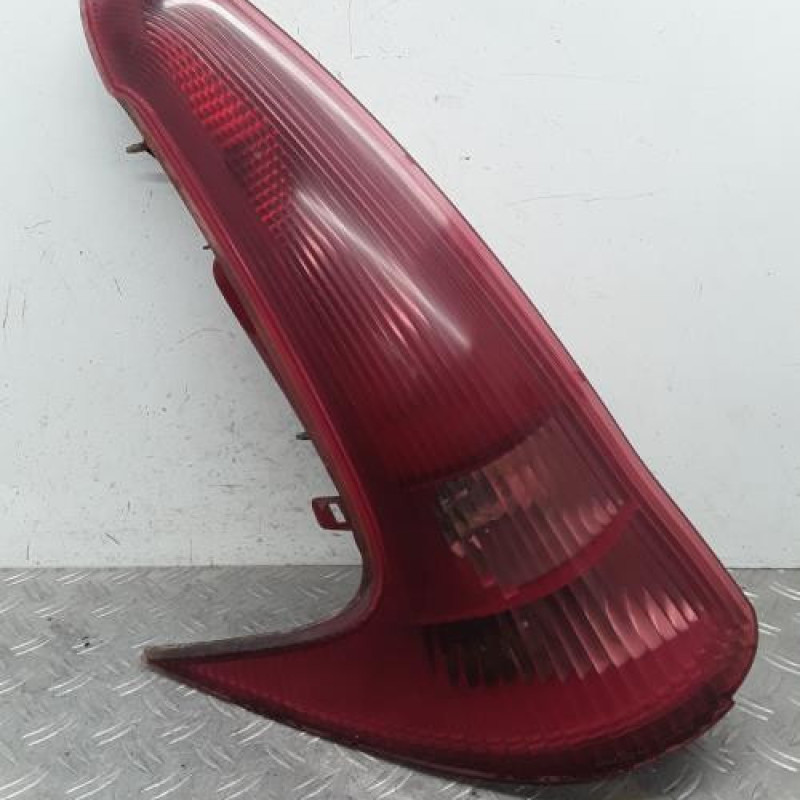 Feu arriere principal gauche (feux) PEUGEOT 206