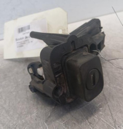 Bouton de coffre RENAULT CLIO 2