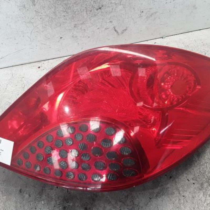 Feu arriere principal droit (feux) PEUGEOT 207 Feu arriere principal droit (feux) PEUGEOT 207