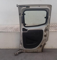 Porte laterale droit PEUGEOT BIPPER Photo n°4