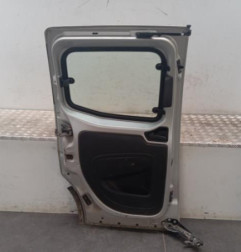 Porte laterale gauche PEUGEOT BIPPER Photo n°4
