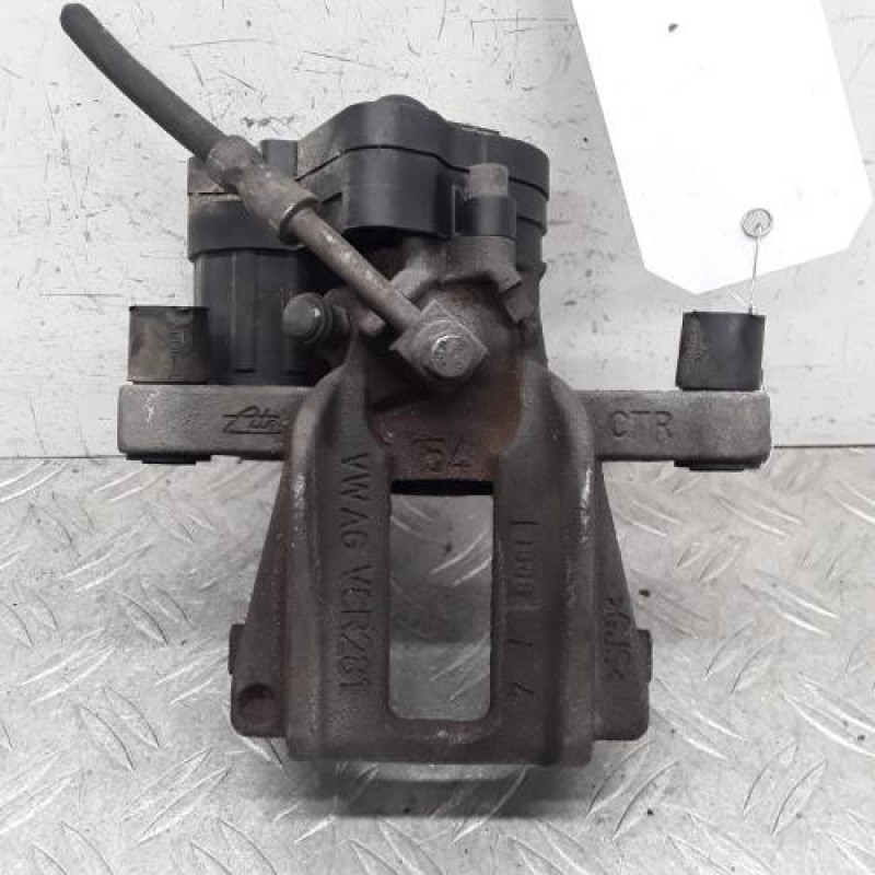 Etrier arriere droit (freinage) AUDI A3 4 LIMOUSINE Etrier arriere droit (freinage) AUDI A3 4 LIMOUSINE