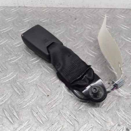 Attache ceinture arriere gauche RENAULT CAPTUR 1
