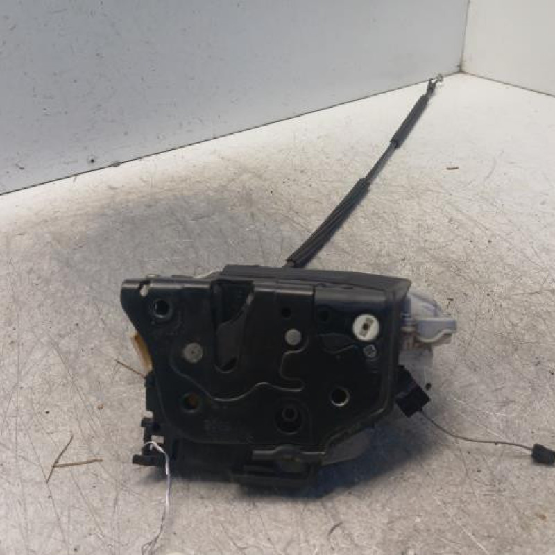 Serrure avant droit SEAT ALTEA Serrure avant droit SEAT ALTEA