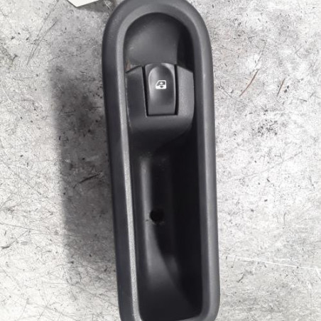 Interrupteur de leve vitre avant droit RENAULT TWINGO 2 Photo n°1