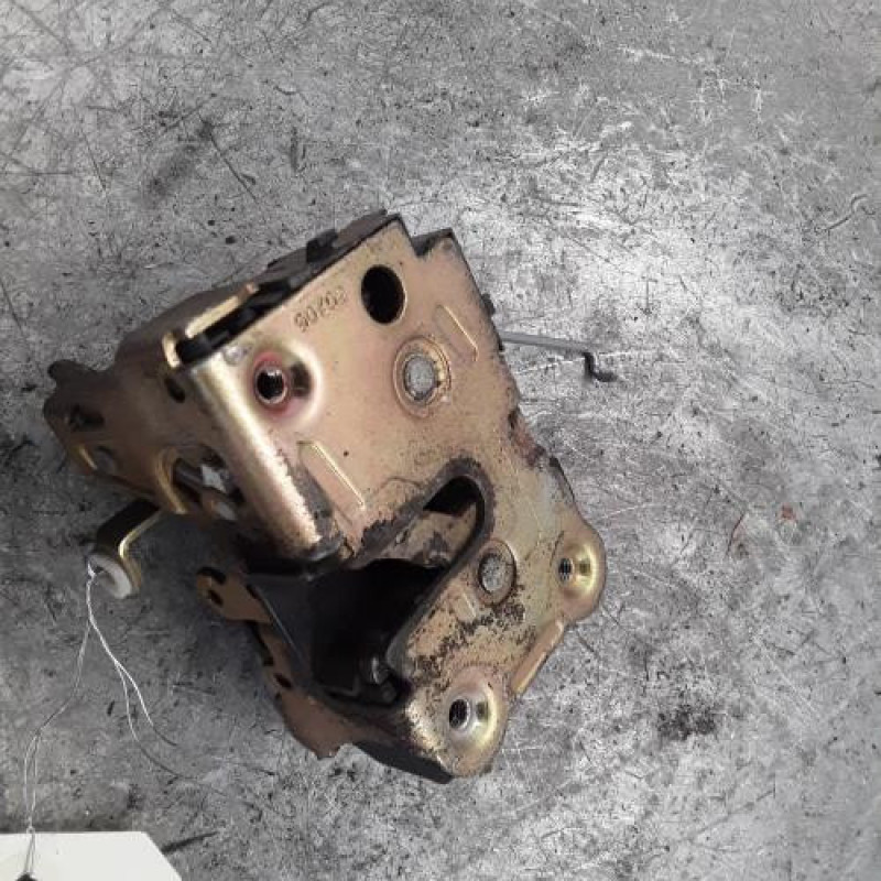 Serrure avant droit RENAULT TWINGO 1 Serrure avant droit RENAULT TWINGO 1