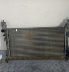 Radiateur eau PEUGEOT BIPPER Photo n°1