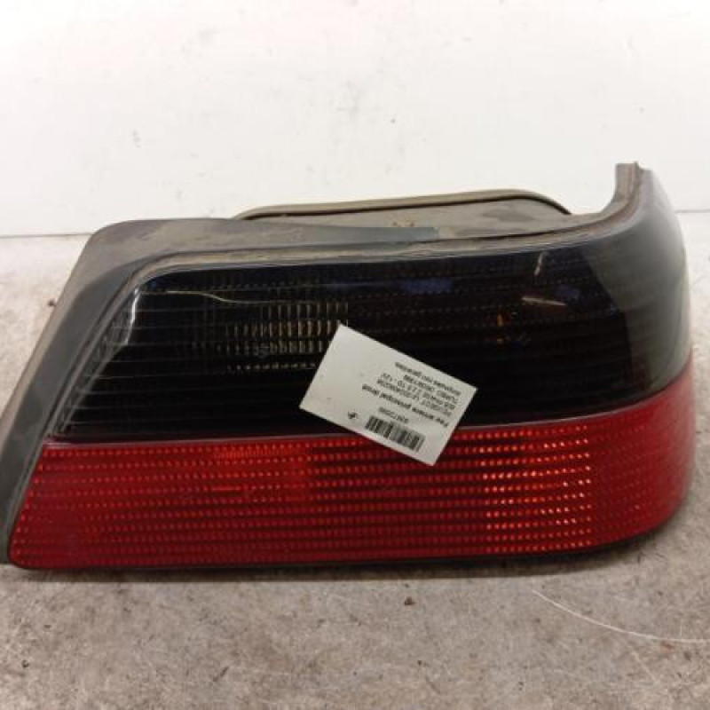 Feu arriere principal droit (feux) PEUGEOT 605 Feu arriere principal droit (feux) PEUGEOT 605