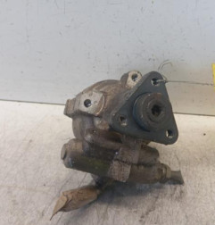 Pompe de direction PEUGEOT BIPPER Photo n°4