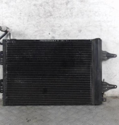 Radiateur clim VOLKSWAGEN POLO 4 Photo n°1