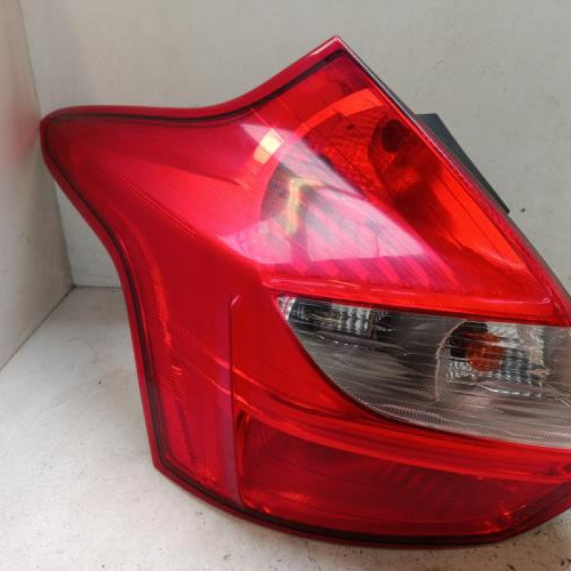 Feu arriere principal gauche (feux) FORD FOCUS 3