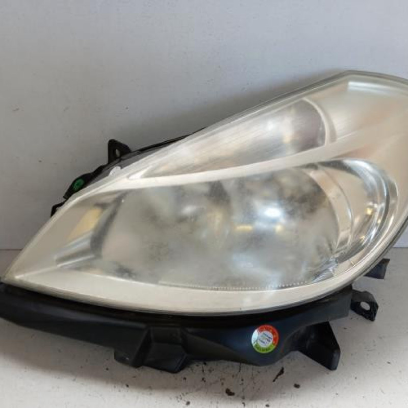 Optique avant principal gauche (feux)(phare) RENAULT CLIO 3