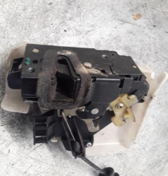 Serrure avant gauche VOLKSWAGEN POLO 4