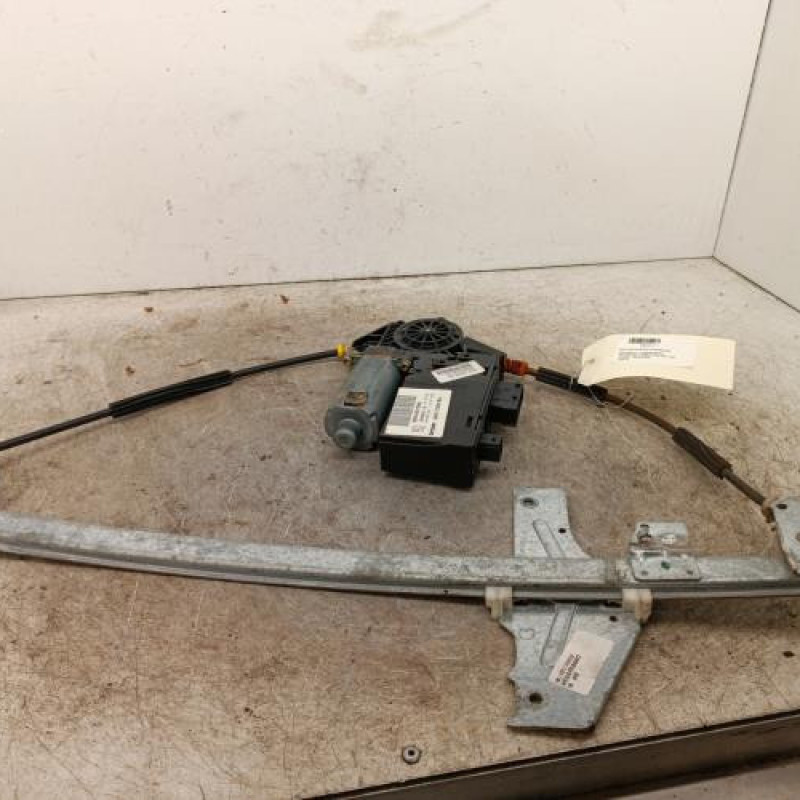 Leve vitre electrique avant gauche PEUGEOT 307