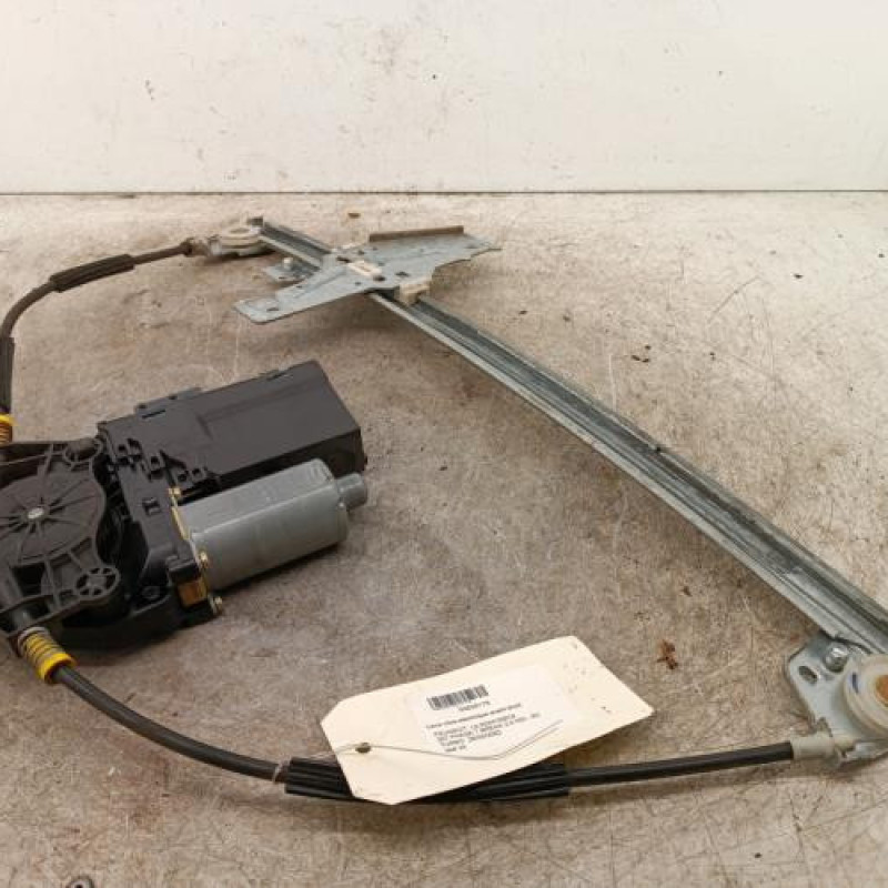 Leve vitre electrique avant droit PEUGEOT 307