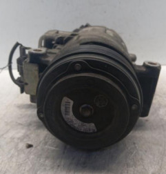 Compresseur clim BMW SERIE 1 E87 Photo n°1