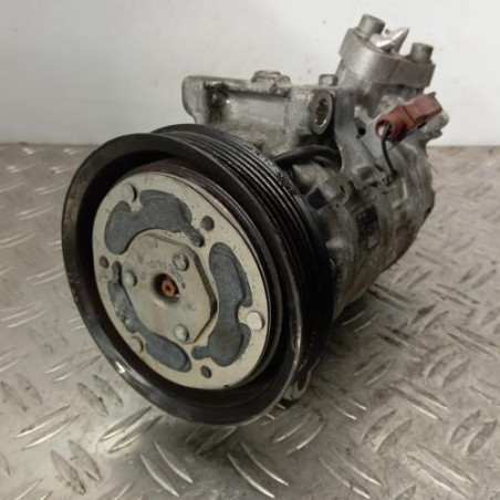 Compresseur clim AUDI A3 4 LIMOUSINE Photo n°1