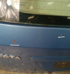 Malle/Hayon arriere FORD FIESTA 5
