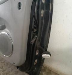 Porte avant gauche KIA CARNIVAL 1 Photo n°9