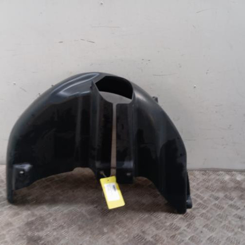 Pare boue arriere droit SKODA FABIA 3