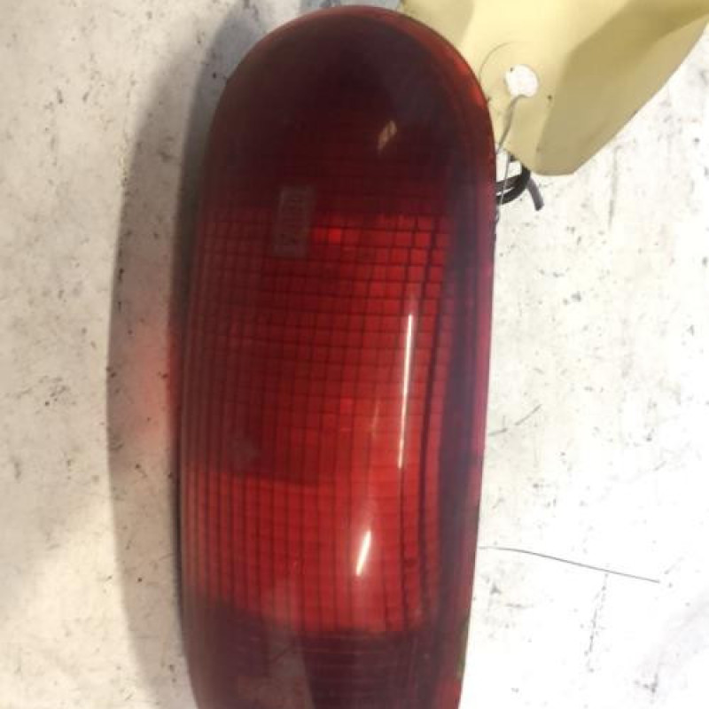 Feu arriere stop central RENAULT KANGOO 1 Feu arriere stop central RENAULT KANGOO 1