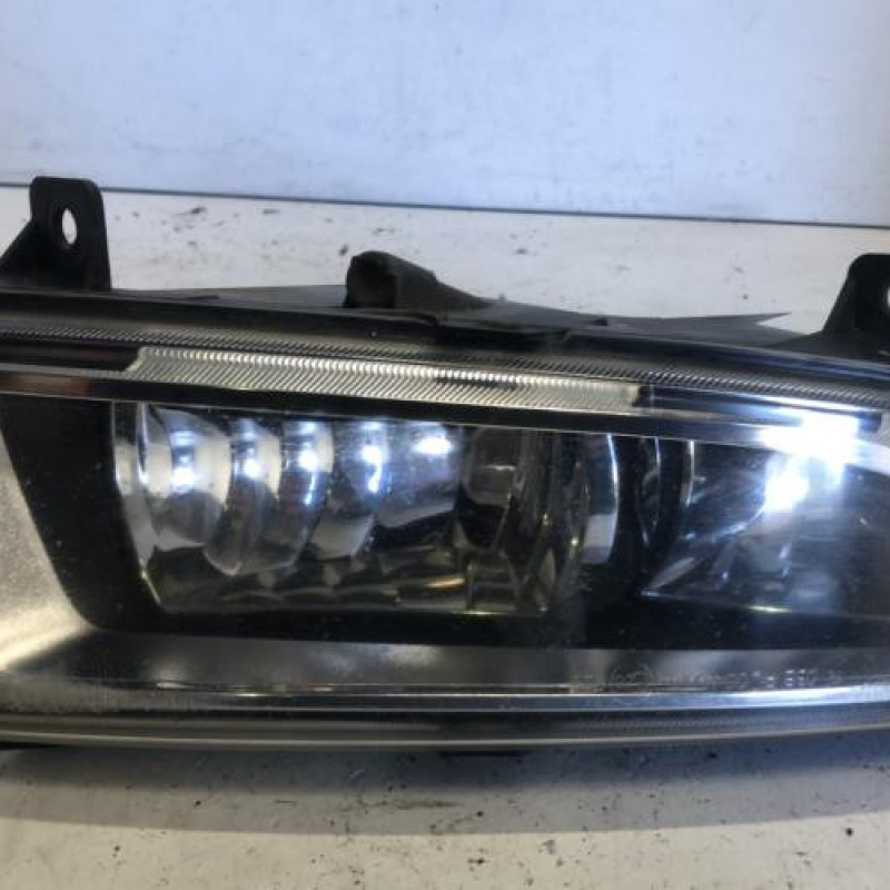 Anti brouillard droit (feux) VOLKSWAGEN POLO 5 Anti brouillard droit (feux) VOLKSWAGEN POLO 5