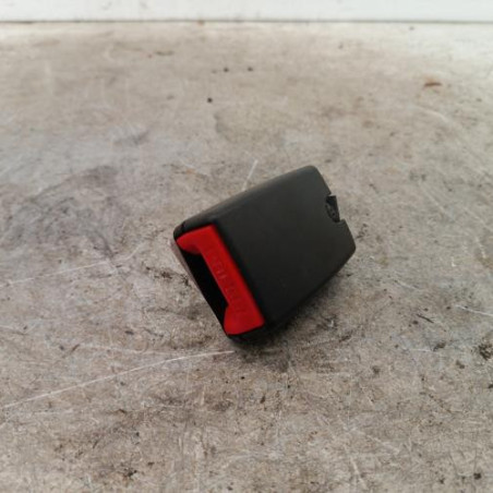 Attache ceinture arriere gauche RENAULT TWINGO 2 Photo n°1