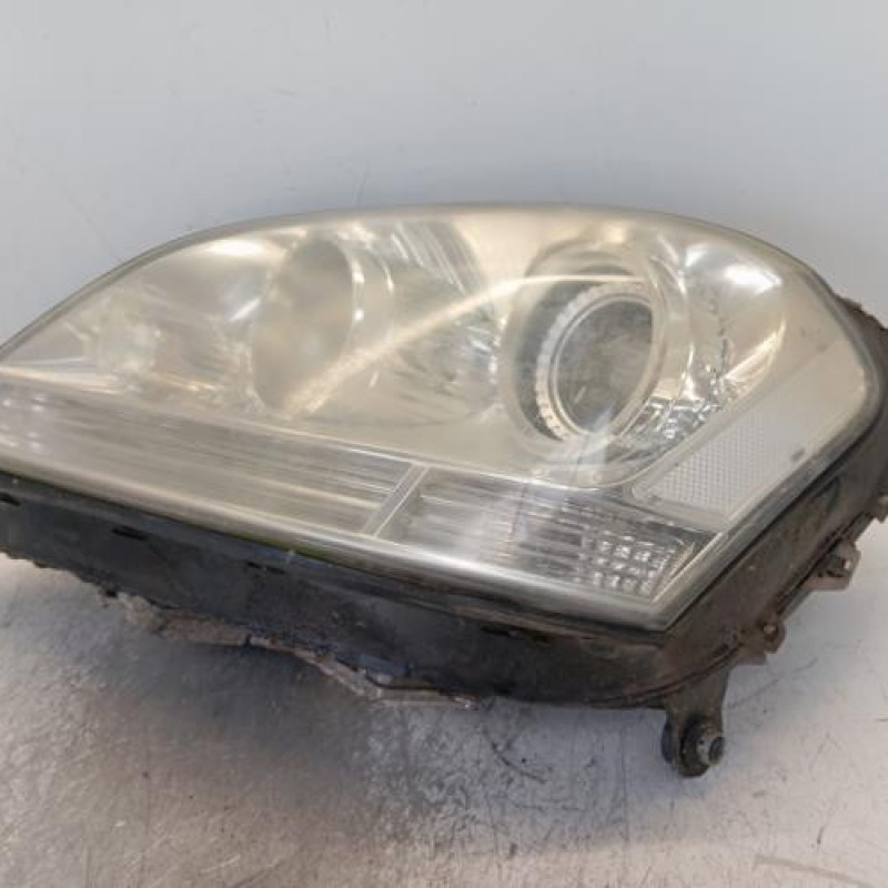 Optique avant principal gauche (feux)(phare) MERCEDES CLASSE M 164