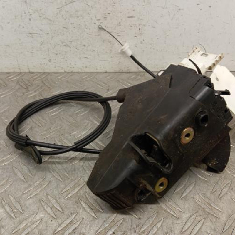 Serrure avant gauche CITROEN C4 1 Serrure avant gauche CITROEN C4 1