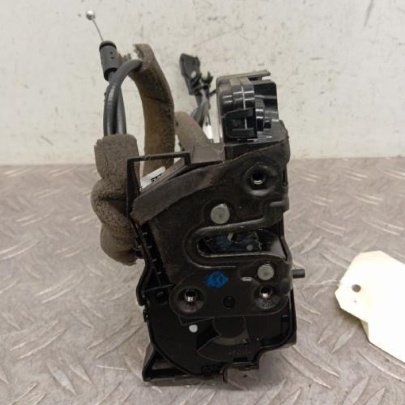 Serrure arriere gauche RENAULT MEGANE 4 Serrure arriere gauche RENAULT MEGANE 4