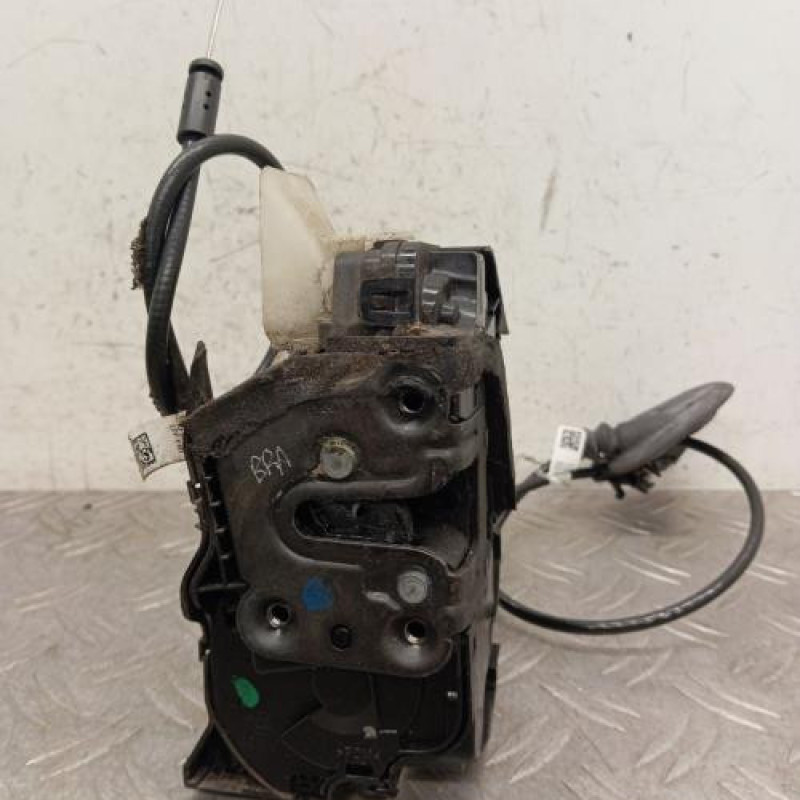 Serrure avant gauche RENAULT MEGANE 4 Serrure avant gauche RENAULT MEGANE 4
