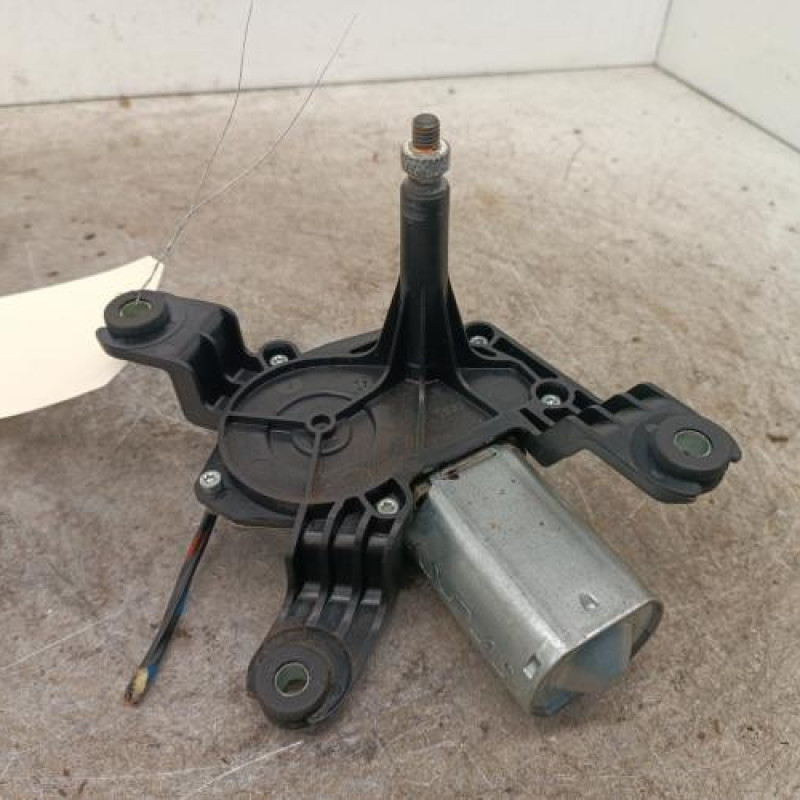 Moteur essuie glace arriere OPEL ZAFIRA B