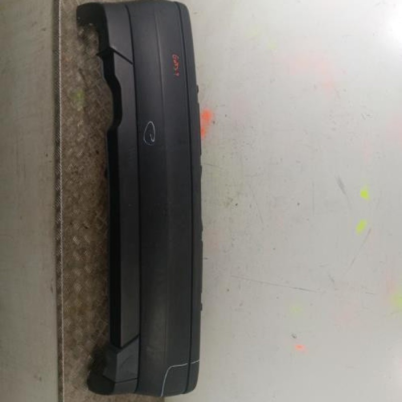 Pare choc arriere VOLKSWAGEN GOLF 3