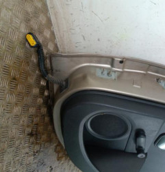 Porte arriere droit RENAULT CLIO 3 Photo n°7