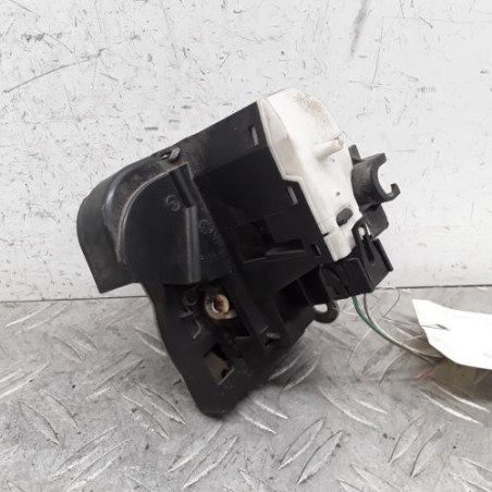 Serrure avant droit RENAULT CLIO 2 CAMPUS