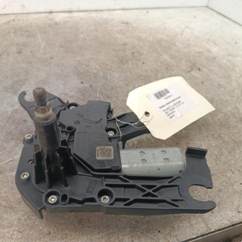 Moteur essuie glace arriere PEUGEOT 208 1