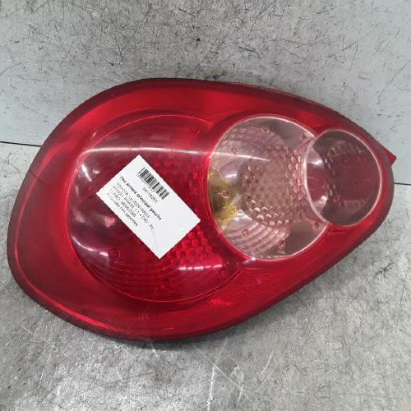 Feu arriere principal gauche (feux) TOYOTA AYGO 1 Feu arriere principal gauche (feux) TOYOTA AYGO 1