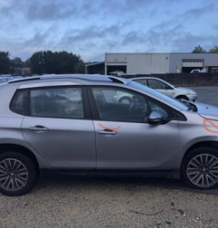 Attache ceinture avant droit PEUGEOT 2008 1 Photo n°3