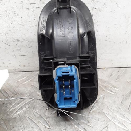 Interrupteur de leve vitre avant droit RENAULT MASTER 3
