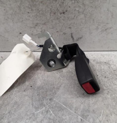 Attache ceinture arriere gauche NISSAN QASHQAI 2 Photo n°1