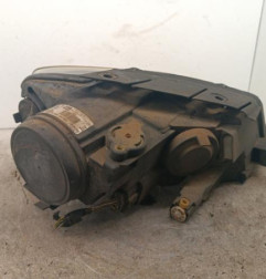 Optique avant principal gauche (feux)(phare) VOLKSWAGEN PASSAT 5