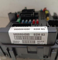 Boitier servitude moteur (BSM) PEUGEOT 206