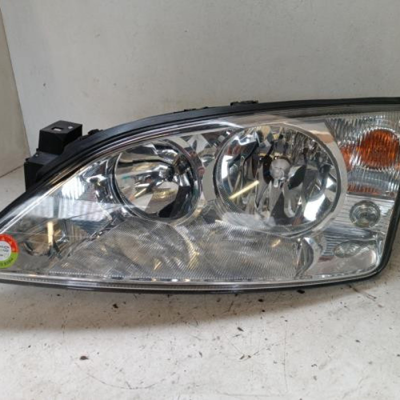Optique avant principal gauche (feux)(phare) FORD MONDEO 2