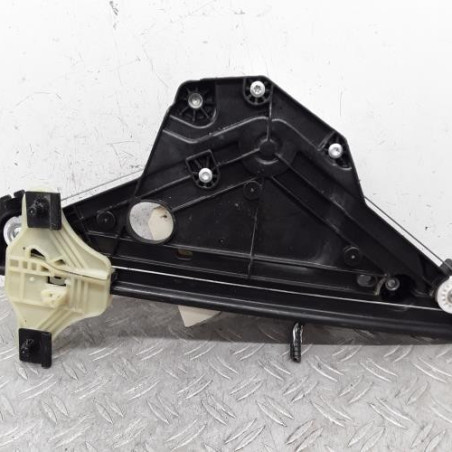 Leve vitre electrique arriere droit RENAULT CLIO 5 Photo n°1