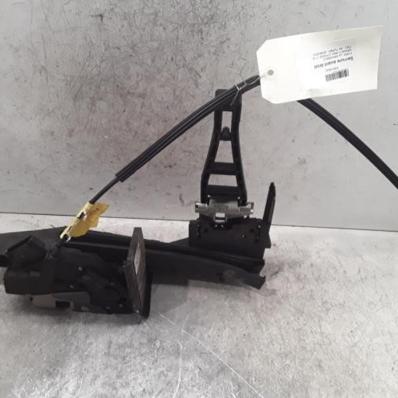 Serrure avant droit FORD GRAND C-MAX 2 Serrure avant droit FORD GRAND C-MAX 2