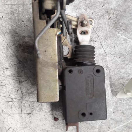 Serrure avant droit PEUGEOT 106