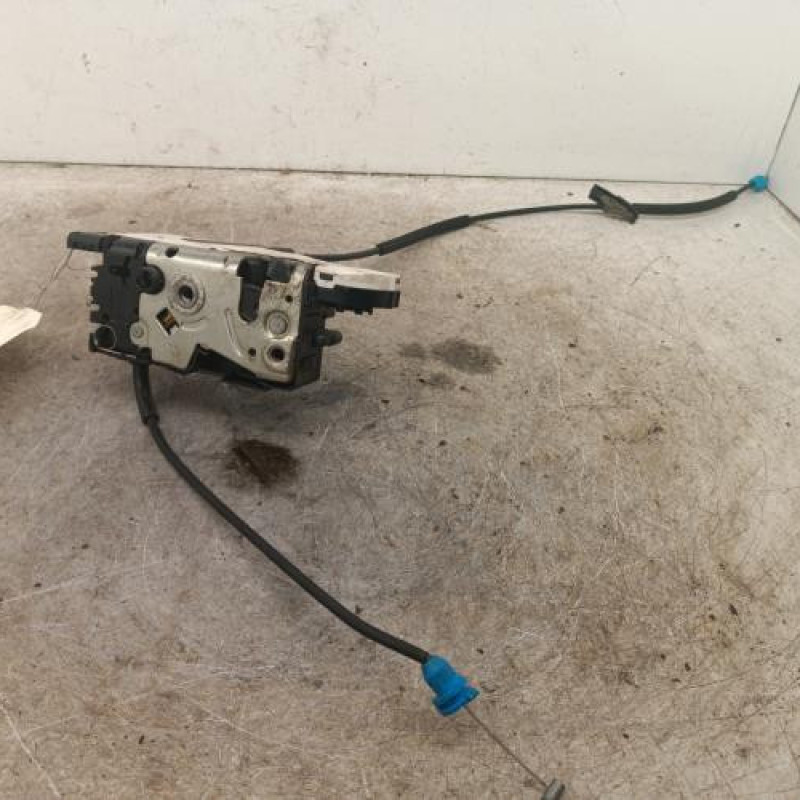 Serrure avant droit CITROEN C4 PICASSO 1 Serrure avant droit CITROEN C4 PICASSO 1